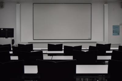 Photograph of Boldrewood 177 / 2011 (L/R 1) at the University of Southampton (thumbnail).