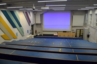 Photograph of Lecture Theatre at the University of Southampton (thumbnail).