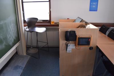 Photograph of Seminar Room 10C at the University of Southampton (thumbnail).