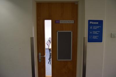 Photograph of Seminar Room H at the University of Southampton (thumbnail).