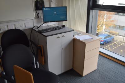 Photograph of WSA 63G South / T3005 (Sem Rm 8) at the University of Southampton (thumbnail).