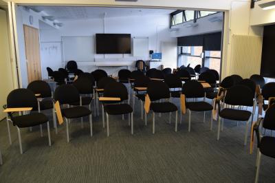Photograph of WSA 63G South / T3007 (Sem Rm 9) at the University of Southampton (thumbnail).