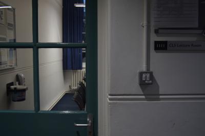 Photograph of Avenue 65 / 1111 at the University of Southampton (thumbnail).