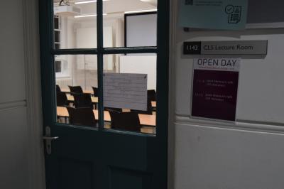 Photograph of Seminar Room at the University of Southampton (thumbnail).