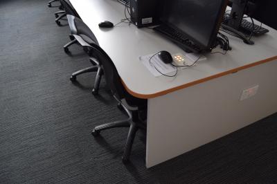 Photograph of 65/2131 at the University of Southampton (thumbnail).