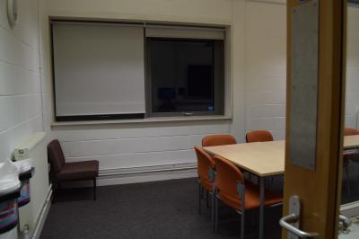 Photograph of Avenue 65a / 2253 at the University of Southampton (thumbnail).