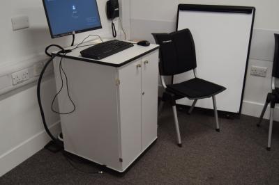 Photograph of Seminar Room at the University of Southampton (thumbnail).