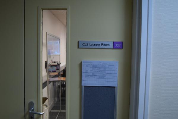 Photograph of 13 / 3017 at the University of Southampton (thumbnail).