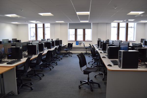 Photograph of 25 / 1007 at the University of Southampton (thumbnail).