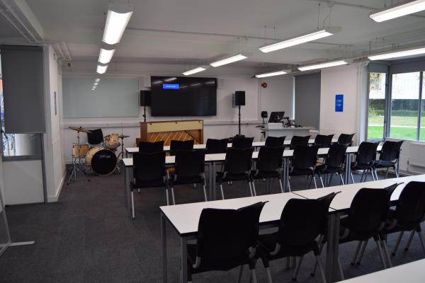 Photograph of 28 / 1017 at the University of Southampton (thumbnail).