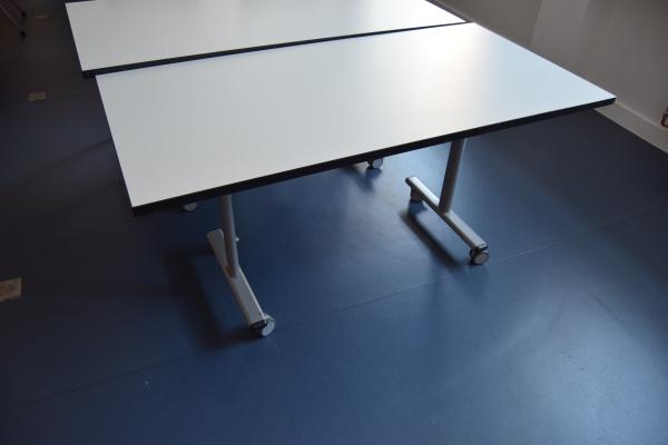 Photograph of 34 / 5003 at the University of Southampton (thumbnail).