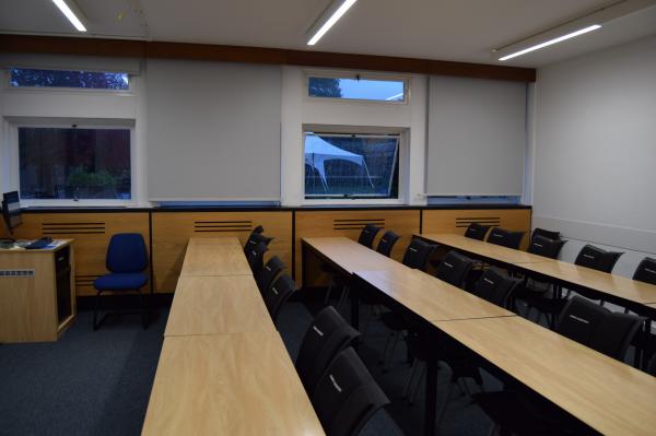 Photograph of 04 / 1035 at the University of Southampton (thumbnail).