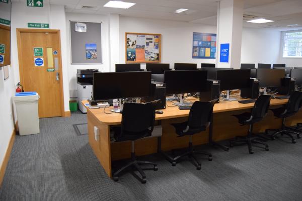 Photograph of 58 / 1045 at the University of Southampton (thumbnail).