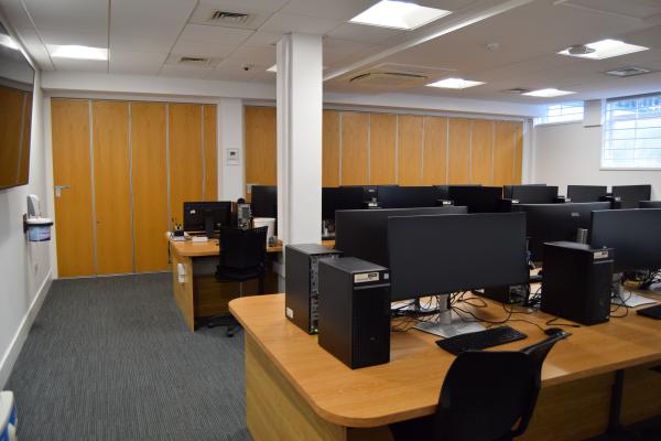 Photograph of 58 / 1047 at the University of Southampton (thumbnail).