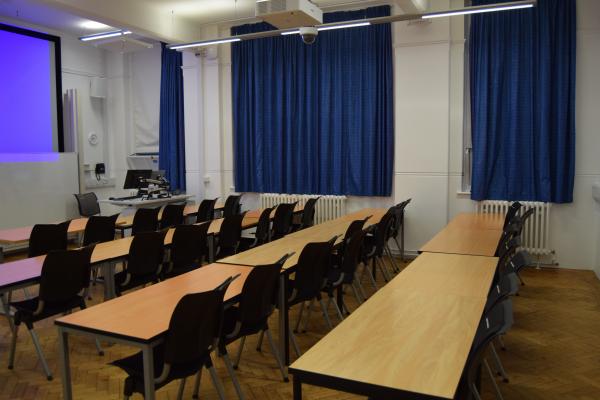 Photograph of Avenue 65 / 1097 at the University of Southampton (thumbnail).