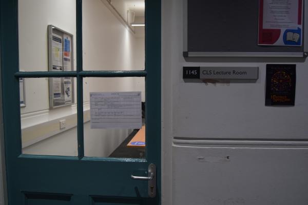 Photograph of Avenue 65 / 1145 at the University of Southampton (thumbnail).