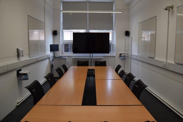 Photograph of Avenue 65 / 1157 at the University of Southampton (thumbnail).