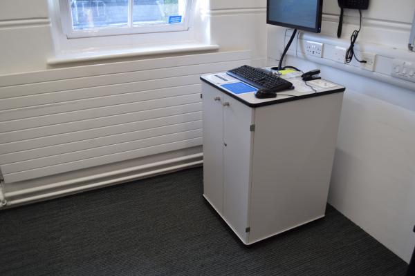 Photograph of Avenue 65 / 2115 at the University of Southampton (thumbnail).